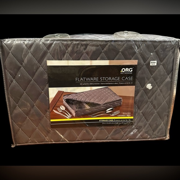 NEW - NWT Grey Quilted Flatware Storage Case for Service of 12  (.ORG H16-3438) - Picture 1 of 4